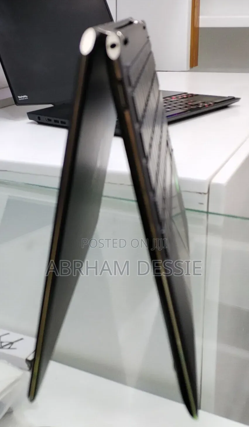 New Laptop HP Spectre 16GB Intel Core i7 SSD 1T