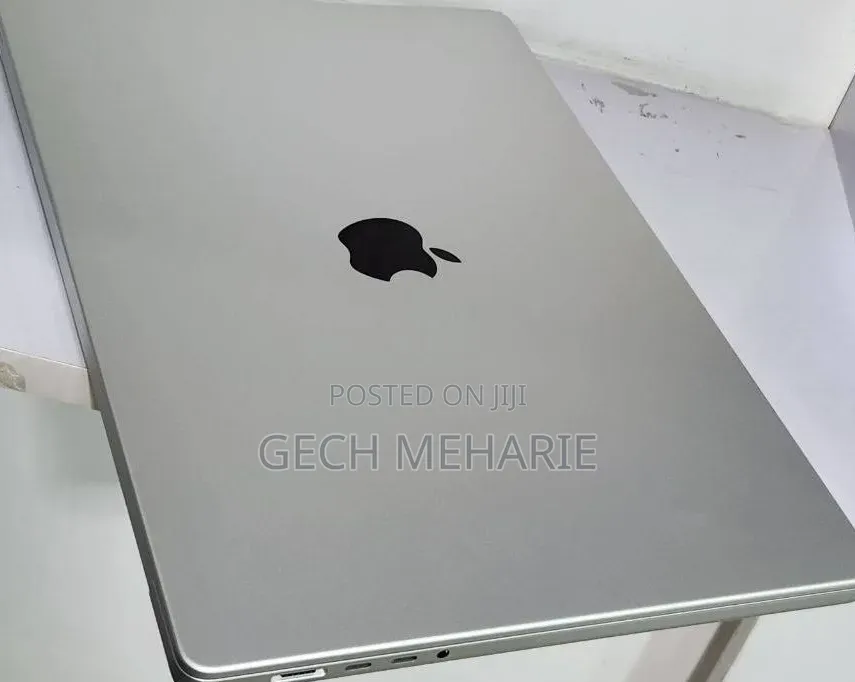 New Laptop Apple MacBook Pro 2021 M1 16GB Apple M1 Pro SSD 512GB
