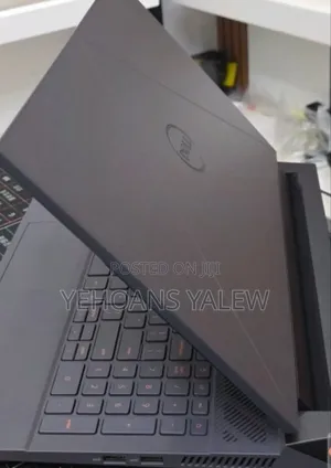 New Laptop Dell G15 5535 16GB Intel Core i7 SSD 1T