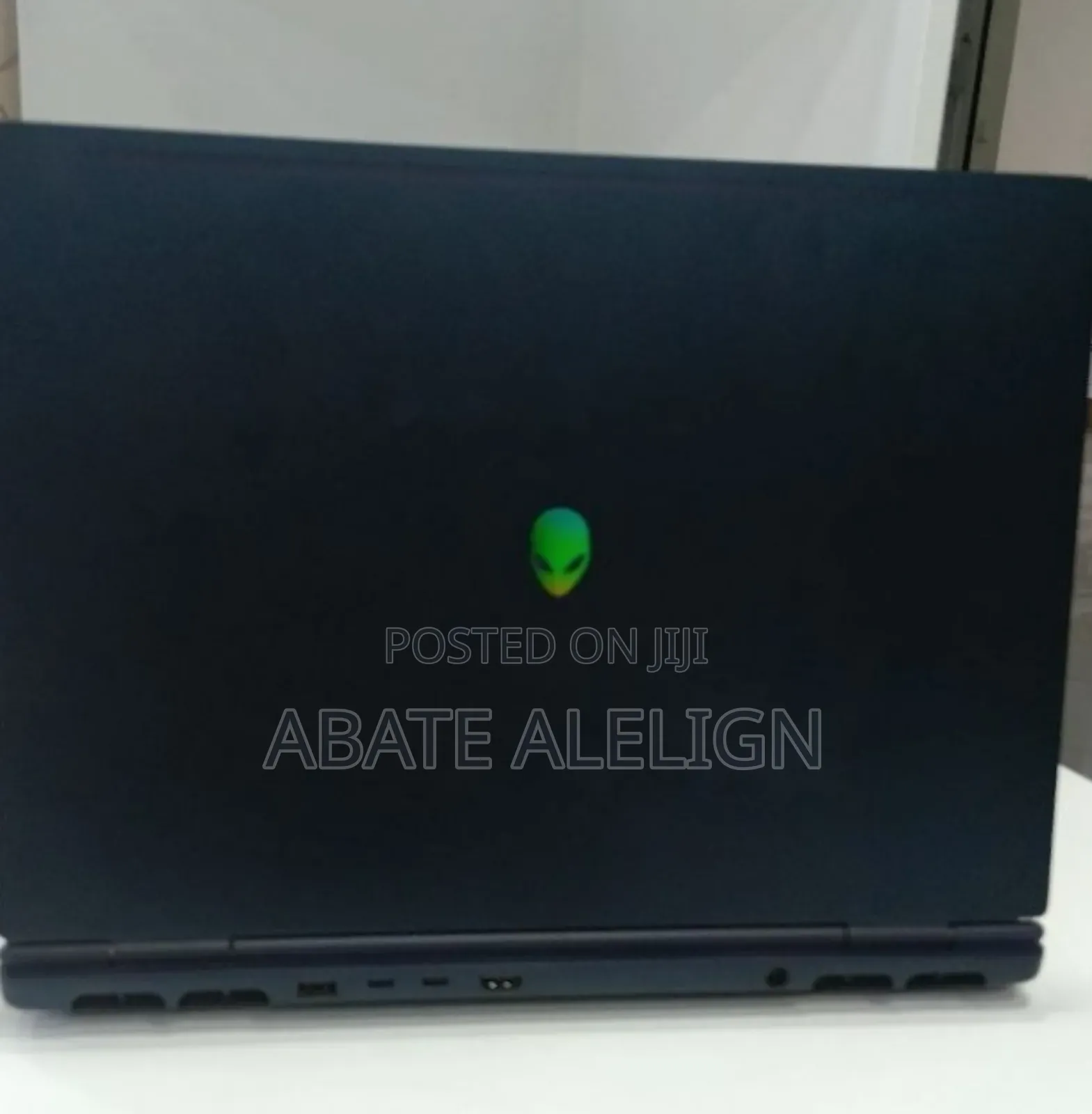 New Laptop Alienware 16 Aurora 32GB Intel Core Ultra 9 SSD 1T