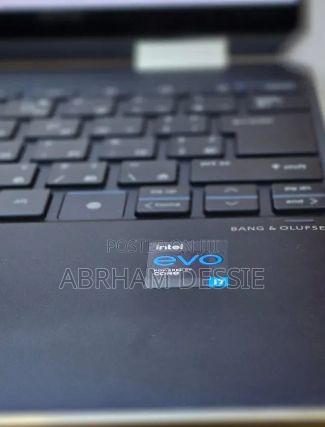 New Laptop HP Spectre 16GB Intel Core i7 SSD 512GB