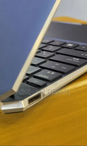 New Laptop HP Spectre 16GB Intel Core i7 SSD 512GB
