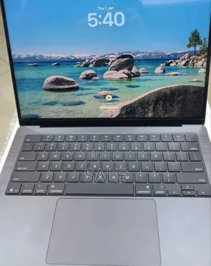 New Apple MacBook Pro 2025 M5 14-inch 16GB Apple M1 Pro SSD 512GB