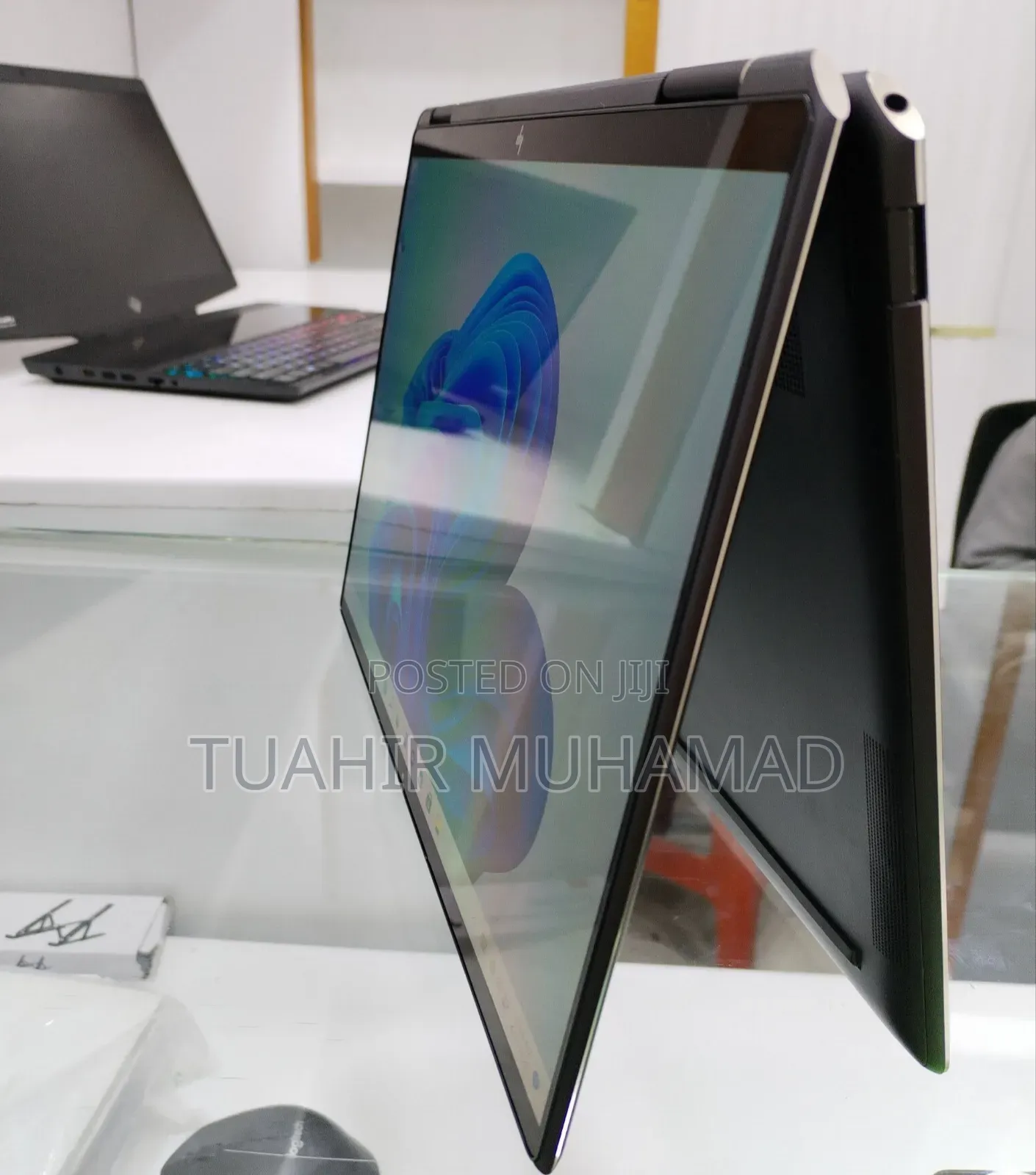 New Laptop HP Spectre 16GB Intel Core i7 SSD 1T