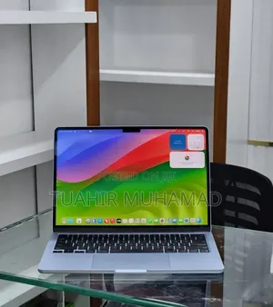 New Laptop Apple MacBook Air 2025 M4 13-inch 16GB Apple M4 SSD 256GB