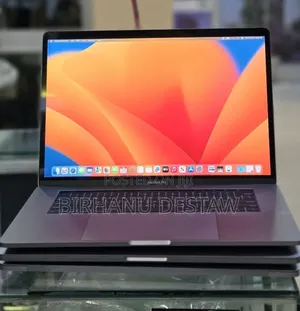 New Laptop Apple MacBook Pro 2017 16GB Intel Core i7 SSD 512GB
