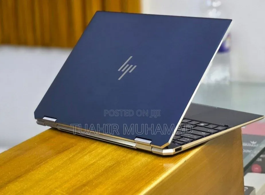 New Laptop HP Spectre 16GB Intel Core i7 SSD 512GB