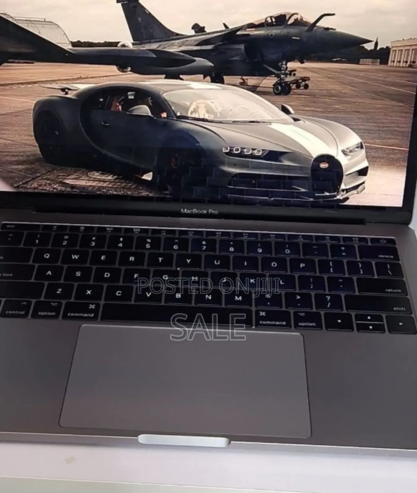 New Laptop Apple MacBook 2017 8GB Intel Core i5 SSD 256GB