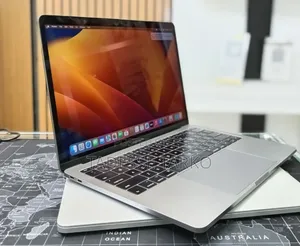New Laptop Apple MacBook Pro 2017 16GB Intel Core i5 SSD 256GB