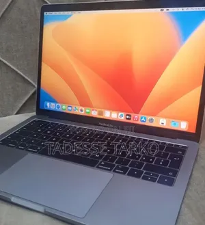 New Laptop Apple MacBook Pro 2017 16GB Intel Core i5 SSD 512GB