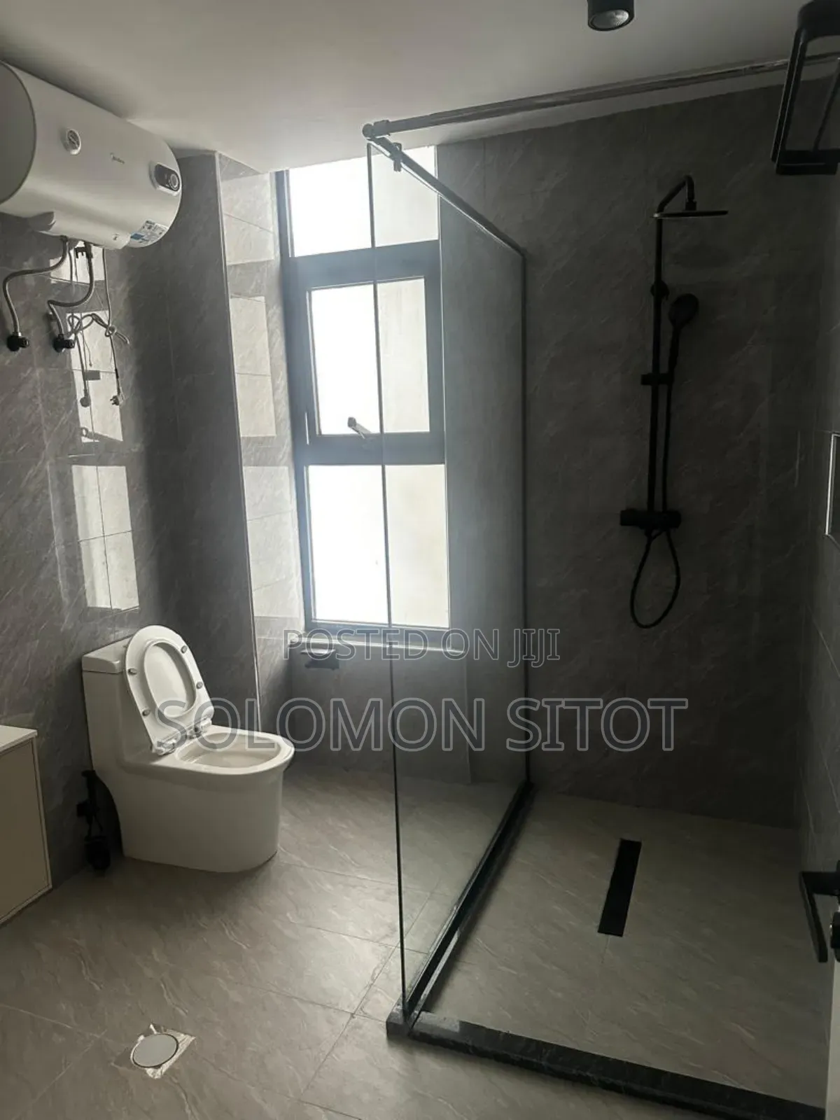 3bdrm Apartment in Three Bedrooms, Yeka for rent
