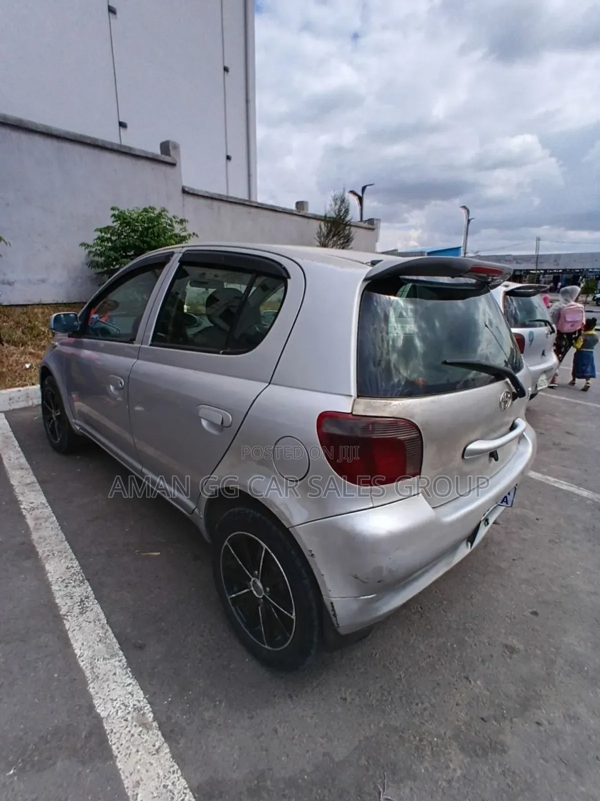 Toyota Vitz 1999 Silver