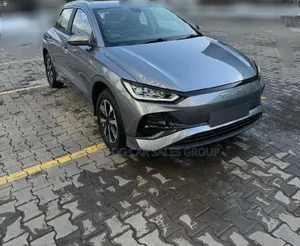 New BYD E2 43 kWh 94 hp FWD 2025 Gray
