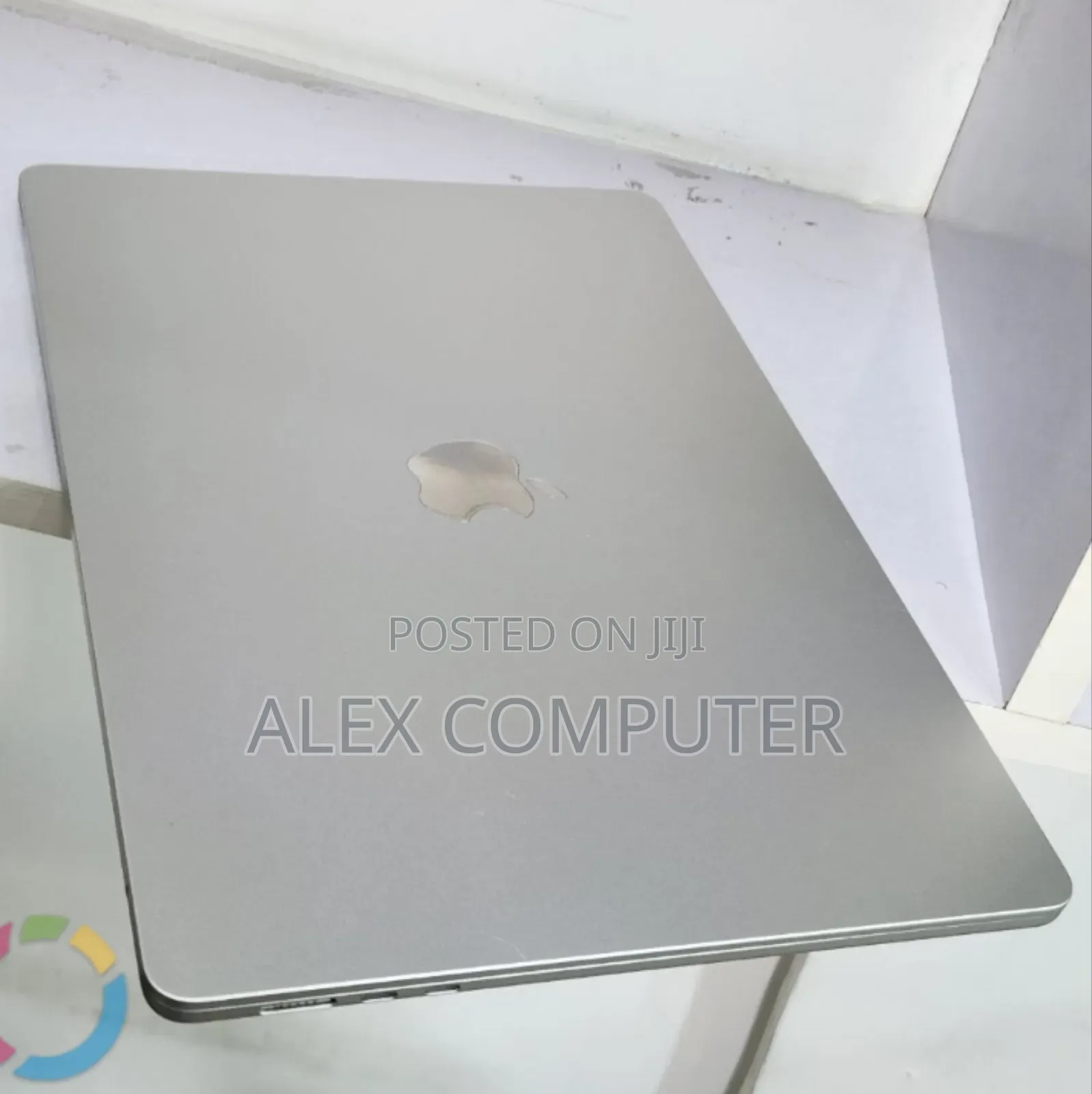 New Laptop Apple MacBook Pro 2024 M3 14-inch 24GB Apple M3 SSD 512GB