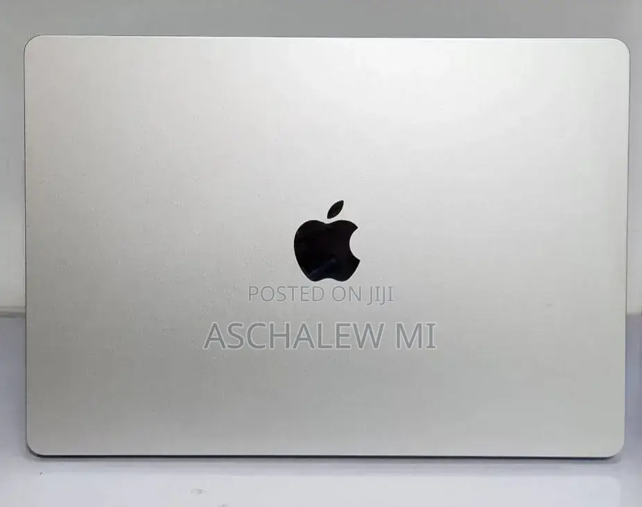New Laptop Apple MacBook Pro 2023 M3 14-inch 8GB Apple M3 Pro SSD 512GB