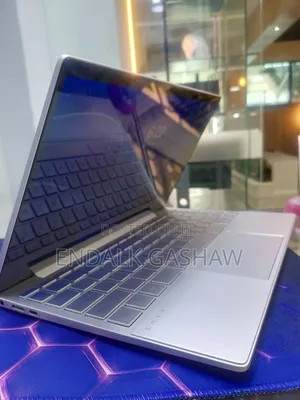 New Laptop HP Envy 14 16GB Intel Core i5 SSD 512GB