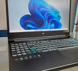 New Laptop Acer Predator Helios 300 16GB Intel Core i7 SSD 512GB