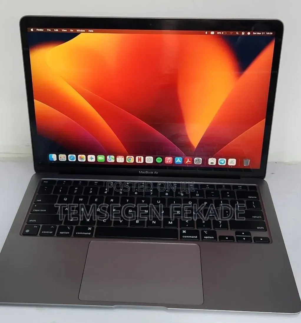 New Laptop Apple MacBook Air 2020 8GB Apple M1 SSD 256GB