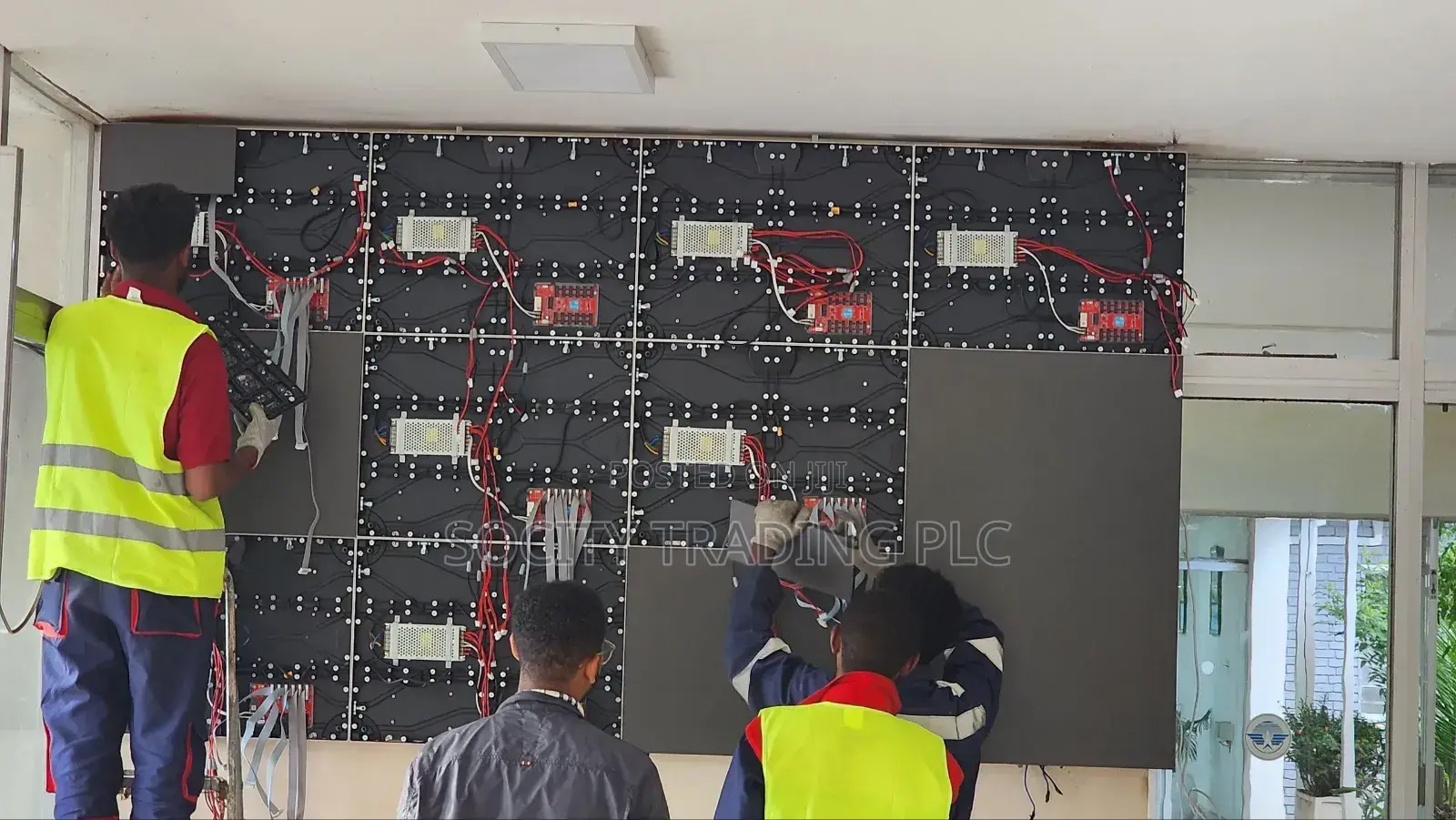 Led Screen High Brightness Quality P2.5 P4 P1.8 Signage And Display