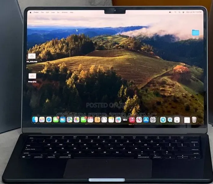 New Laptop Apple MacBook Air 2023 M2 8GB Apple M2 SSD 256GB