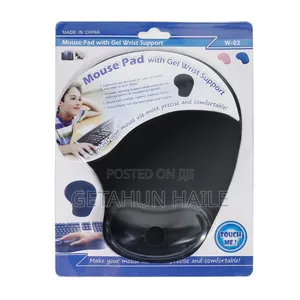 Mouse Pad With Gel Wrist Support