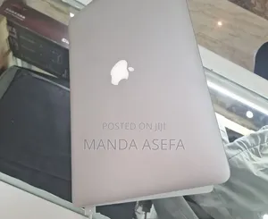 New Laptop Apple MacBook Pro 2015 16GB Intel Core i7 SSD 256GB