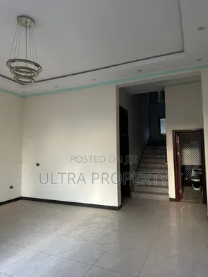 6bdrm House in Bole for rent