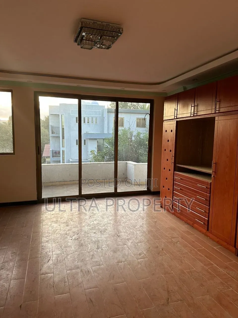 6bdrm House in Bole for rent