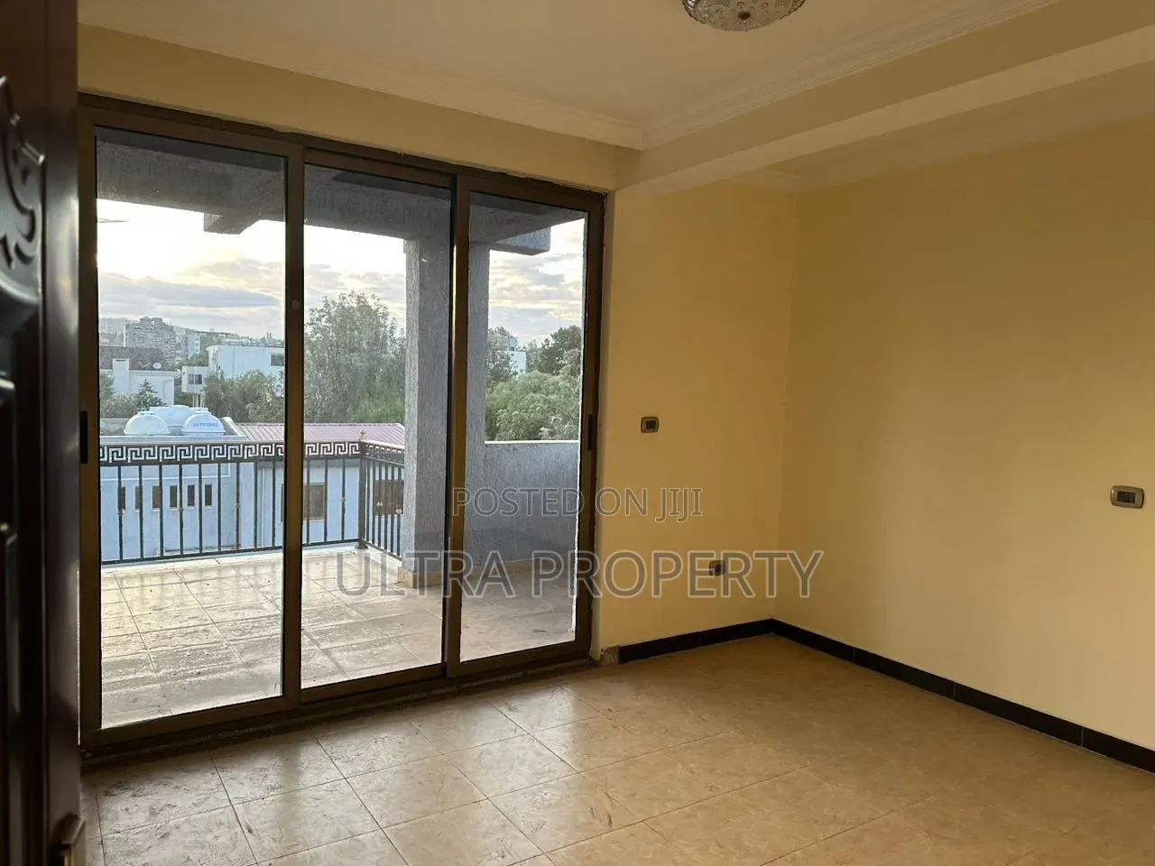 6bdrm House in Bole for rent