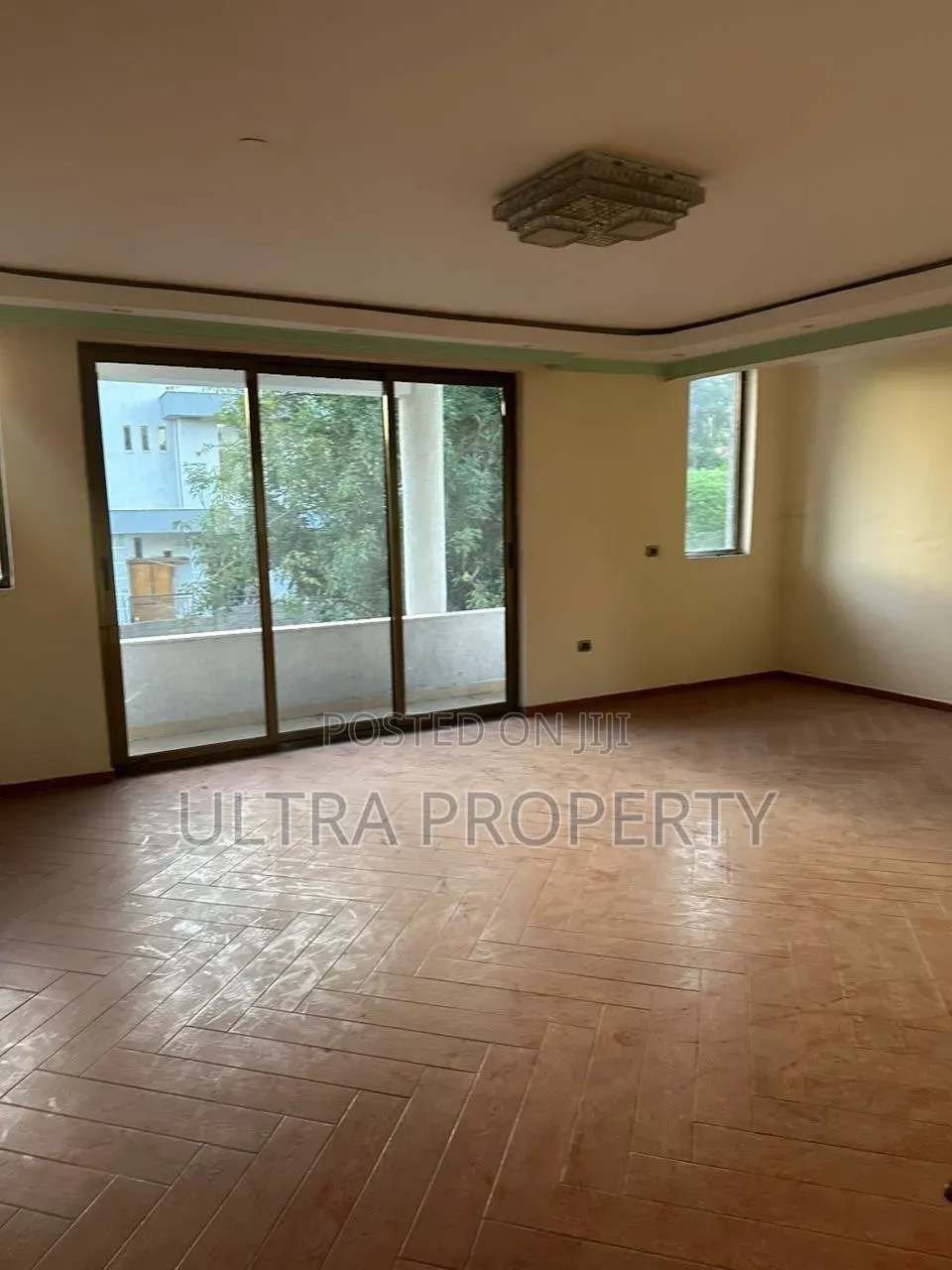 6bdrm House in Bole for rent