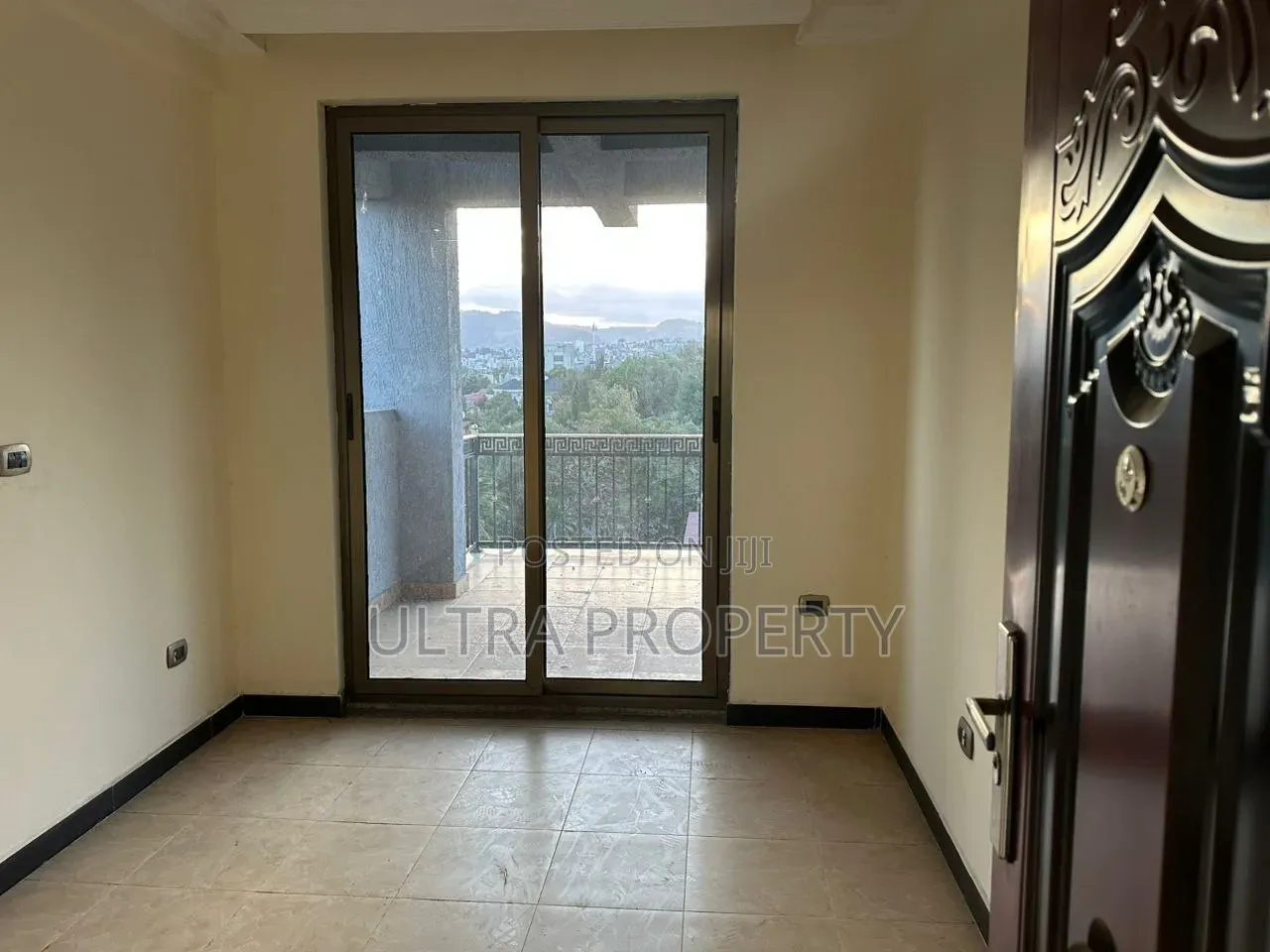 6bdrm House in Bole for rent