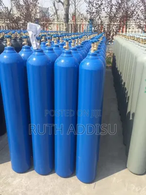 High Purity Oxygen Gas for Industrial and Laboratory Use at Best Price