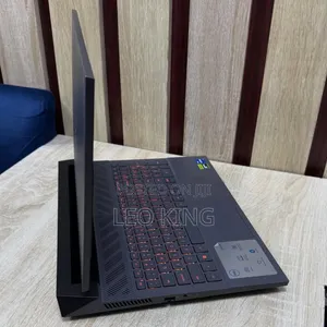 New Laptop Dell G15 5535 16GB Intel Core i7 SSD 1T
