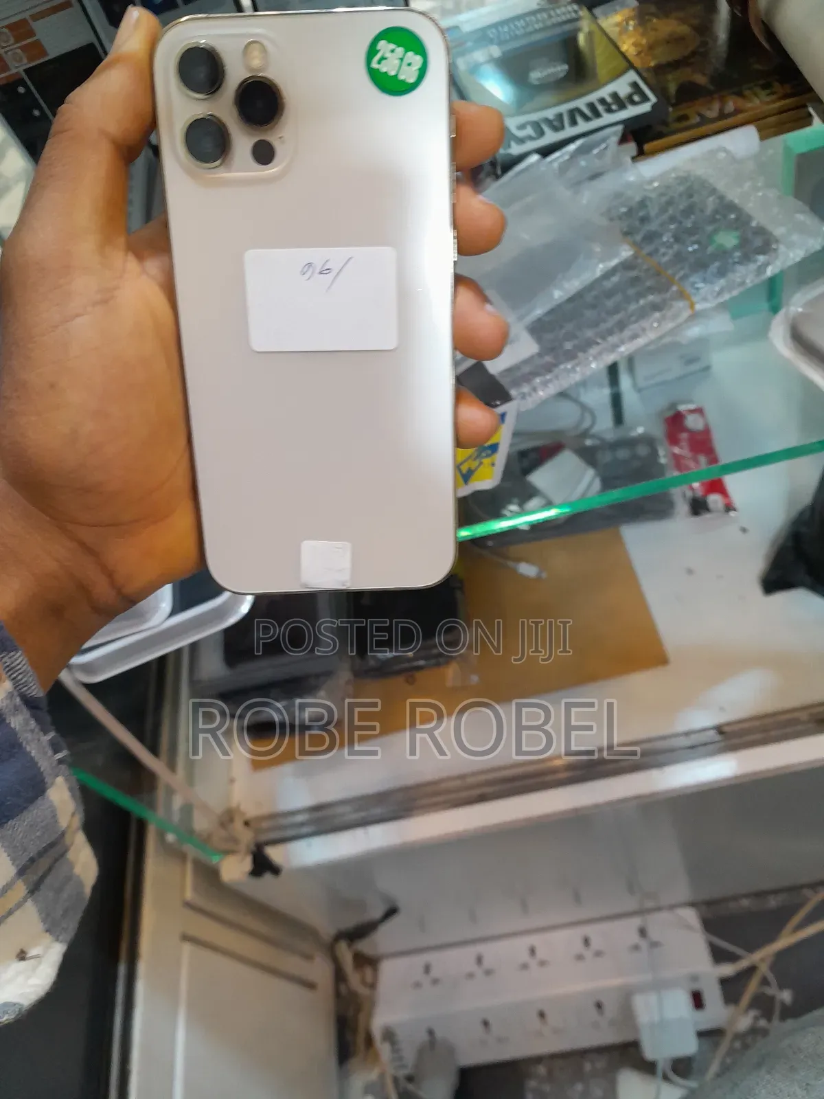 New Apple iPhone 12 Pro 256 GB Gold