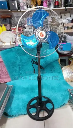 Fan 18-Inch Electric Pedestal Fan Featuring Blue Blades And