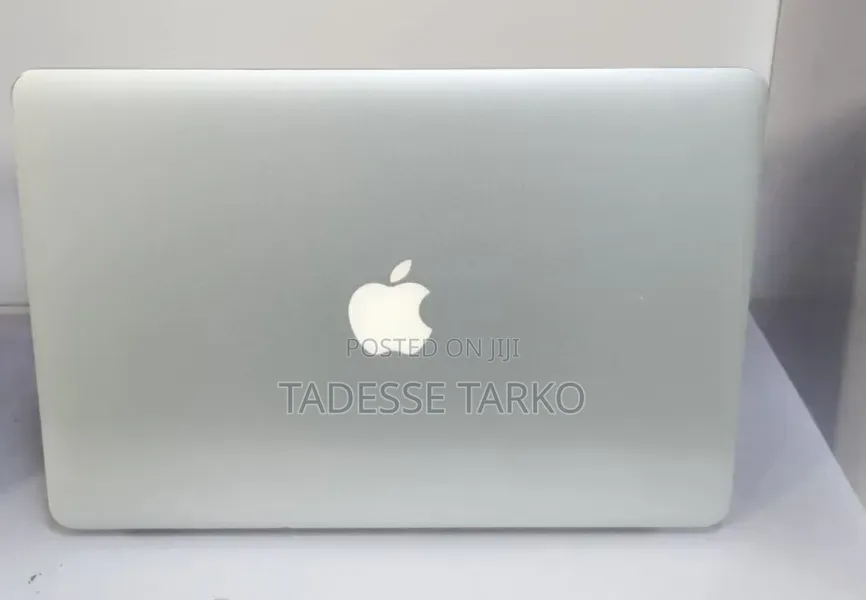 New Laptop Apple MacBook Air 2017 8GB Intel Core i5 SSD 256GB