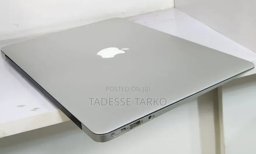 New Laptop Apple MacBook Air 2017 8GB Intel Core i5 SSD 256GB