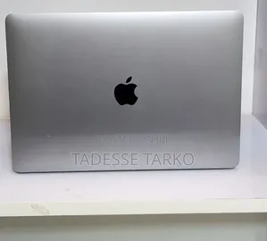 New Laptop Apple MacBook Pro 2017 8GB Intel Core i5 SSD 256GB