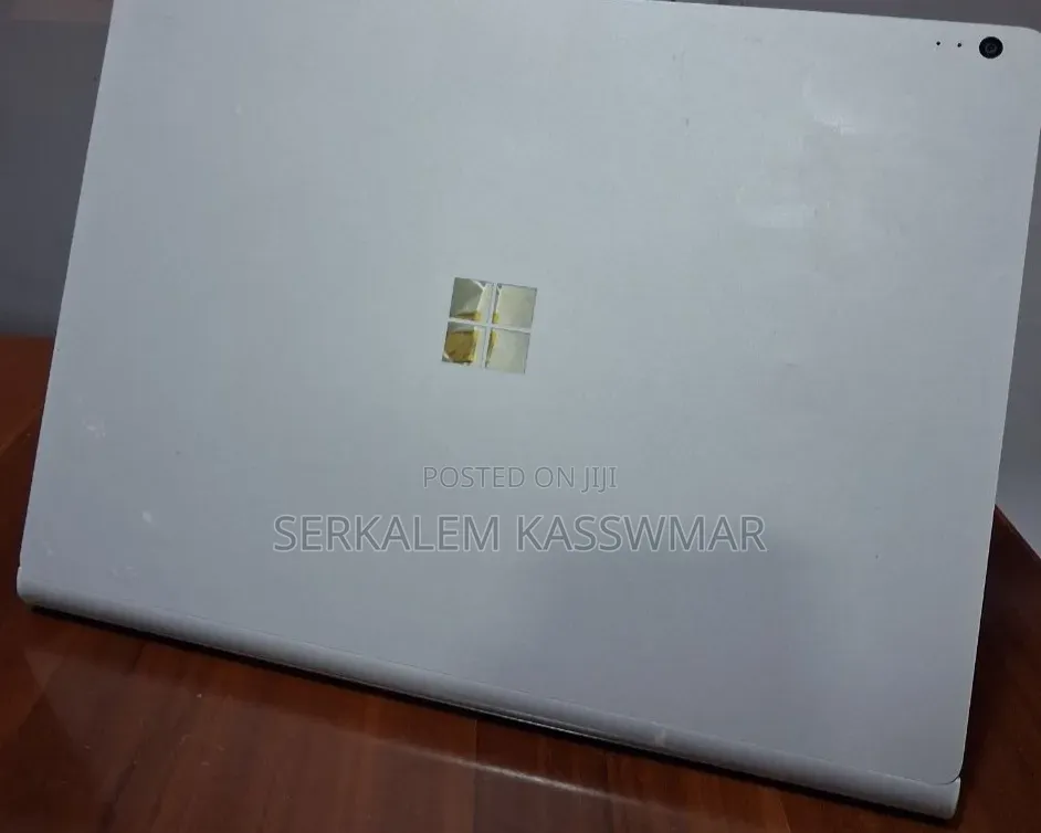 New Laptop Microsoft Surface Book 2 16GB Intel Core i7 SSD 512GB
