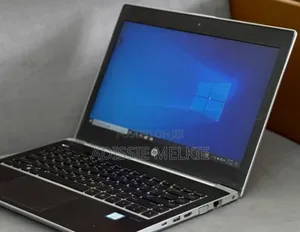 New Laptop HP 430 G5 8GB Intel Core i5 SSD 256GB