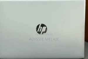 New Laptop HP 430 G5 8GB Intel Core i5 SSD 256GB
