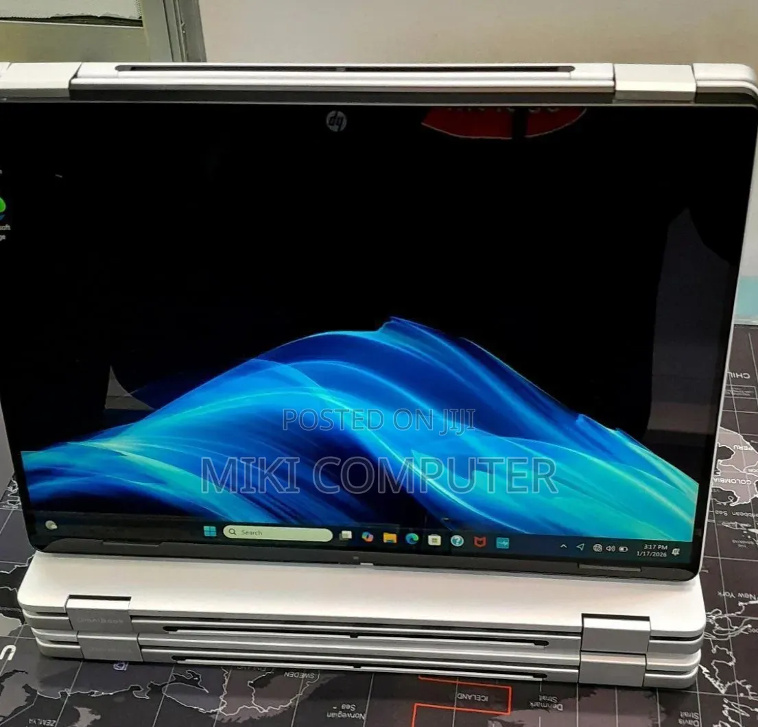 New Laptop HP OmniBook 5 Flip 16GB Intel Core 7 SSD 512GB