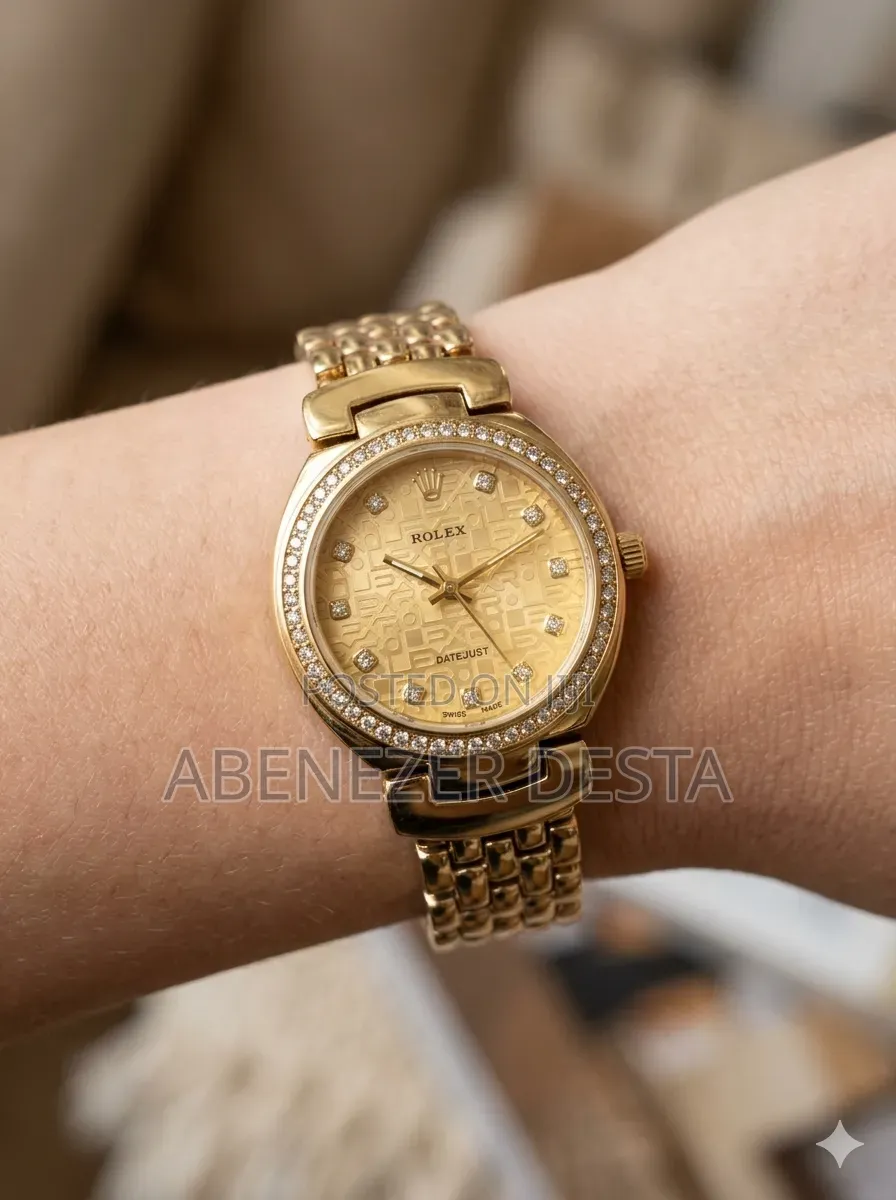 Rolex Cellini 6622 Is Crafted From 18ct Yellow Gold and Features