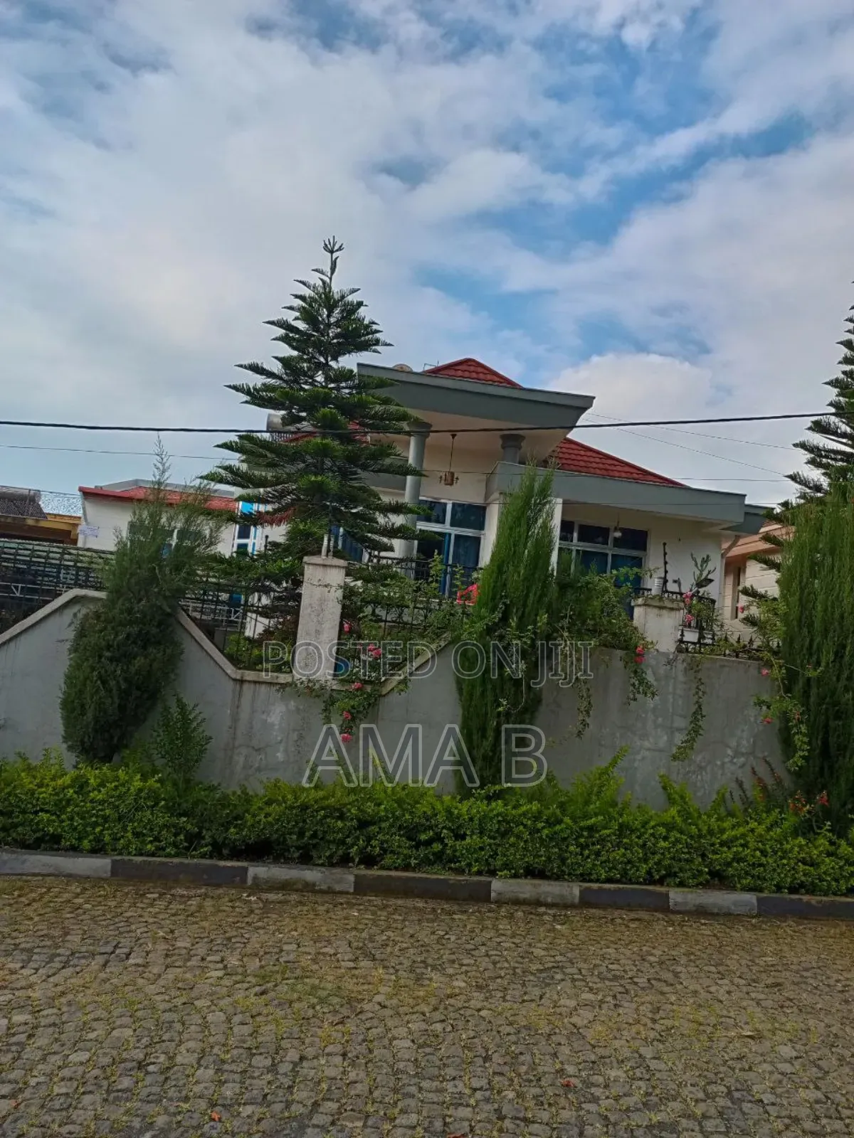 Furnished 4bdrm Mansion in Ayat, Bole for rent