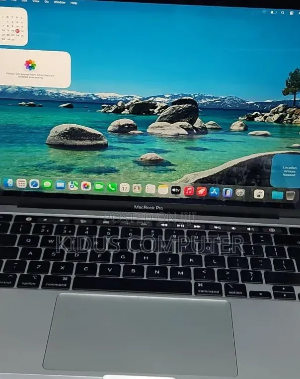 New Laptop Apple MacBook 2020 16GB Intel Core i7 SSD 512GB