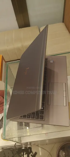 New Laptop HP ZBook 15 G5 16GB Intel Core i5 SSD 512GB