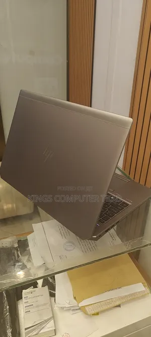 New Laptop HP ZBook 15 G5 16GB Intel Core i5 SSD 512GB