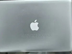 New Laptop Apple MacBook 2012 8GB Intel Core i5 SSD 256GB