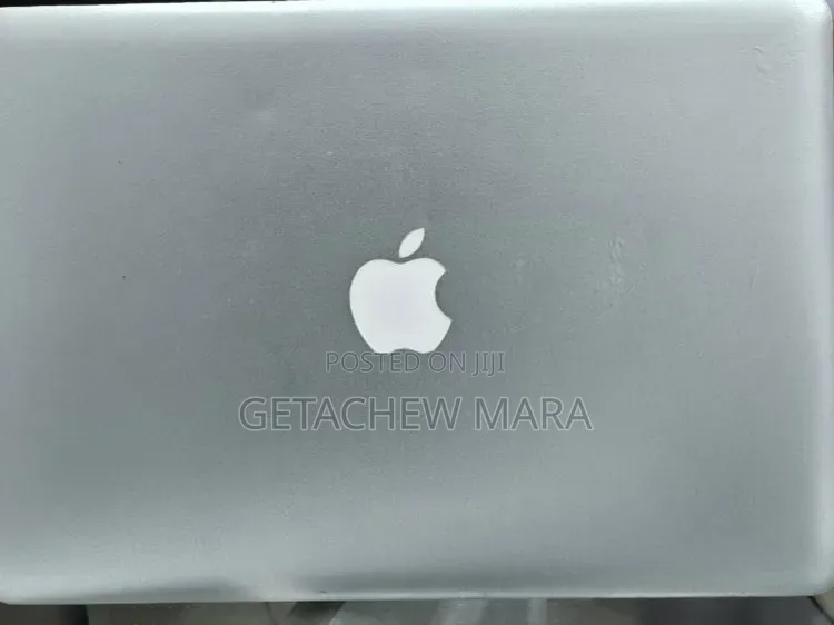 New Laptop Apple MacBook 2012 8GB Intel Core i5 SSD 256GB