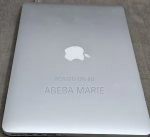 New Laptop Apple MacBook Pro 2015 8GB Intel Core i5 SSD 256GB
